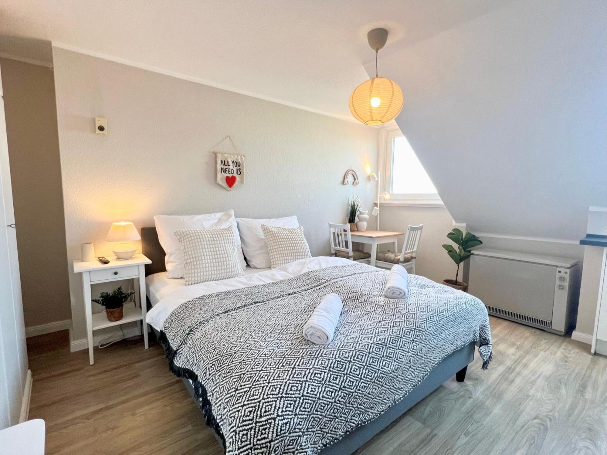 Kleine, Gemuetliche Apartments Im Herzen Von Buesum Extérieur photo